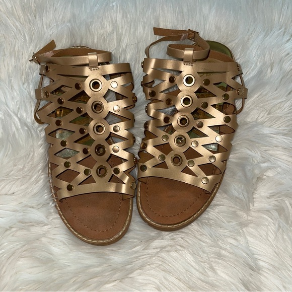 Gold Sandals - Picture 4 of 4